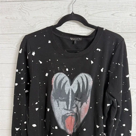 The Vinyl Icons Women’s Black Pullover “KISS” Sweatshirt. Size 2 (XL) - Picture 6 of 7